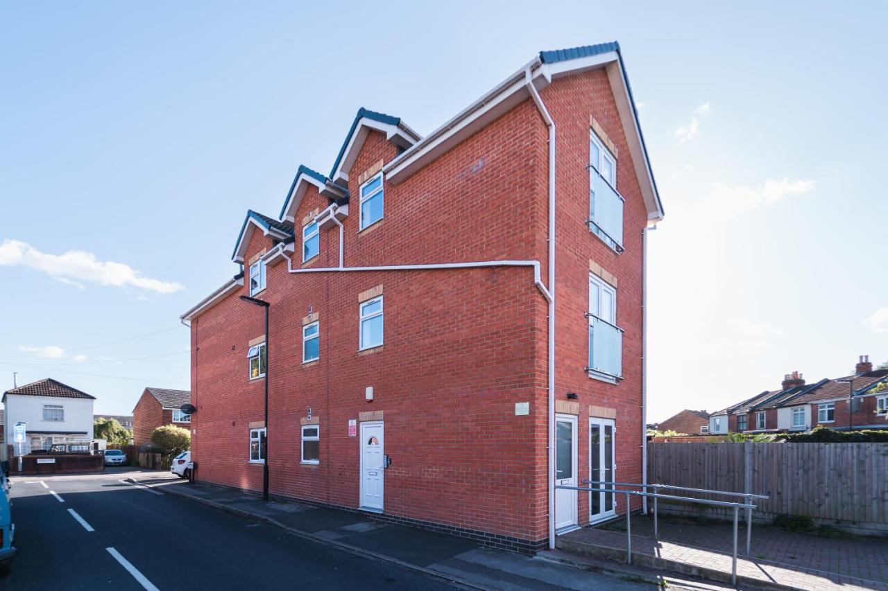 Perfect For Business And Leisure- Free Parking Apartment Southampton Exterior photo