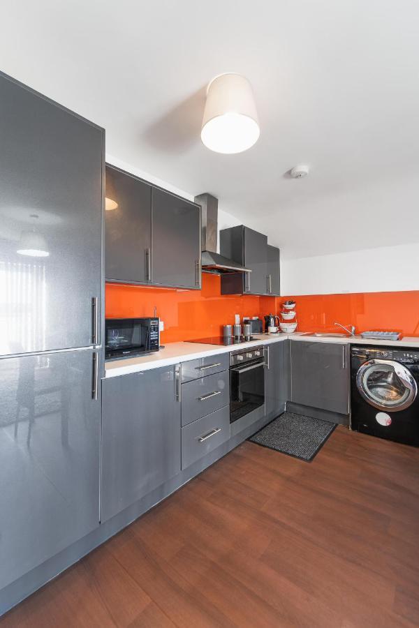 Perfect For Business And Leisure- Free Parking Apartment Southampton Exterior photo